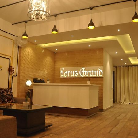 فندق Lotus Grand Akm Kālka المظهر الخارجي الصورة